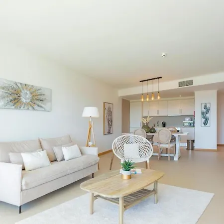 Apartamento Snazzy Varandas Do Castelo One Bedroom With Sea View Sleeps 2