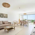 Snazzy Varandas Do Castelo One Bedroom With Sea View Sleeps 2 Lägenhet *