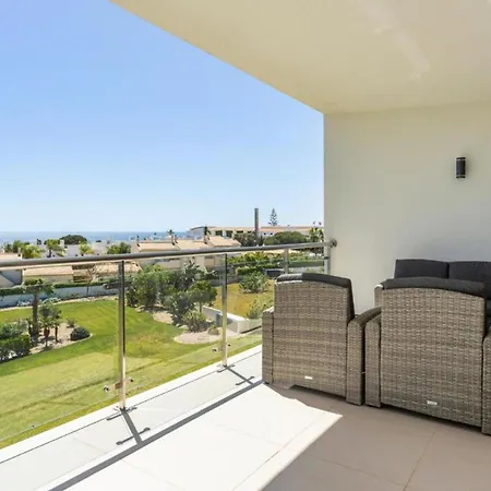 Snazzy Varandas Do Castelo One Bedroom With Sea View Sleeps 2 Lägenhet *