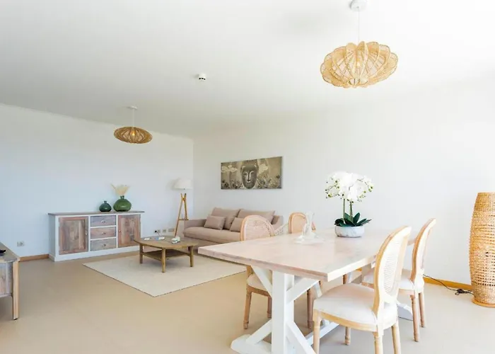 Snazzy Varandas Do Castelo One Bedroom With Sea View Sleeps 2 * Albufeira