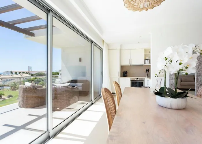 Apartment Snazzy Varandas Do Castelo One Bedroom With Sea View Sleeps 2 Albufeira