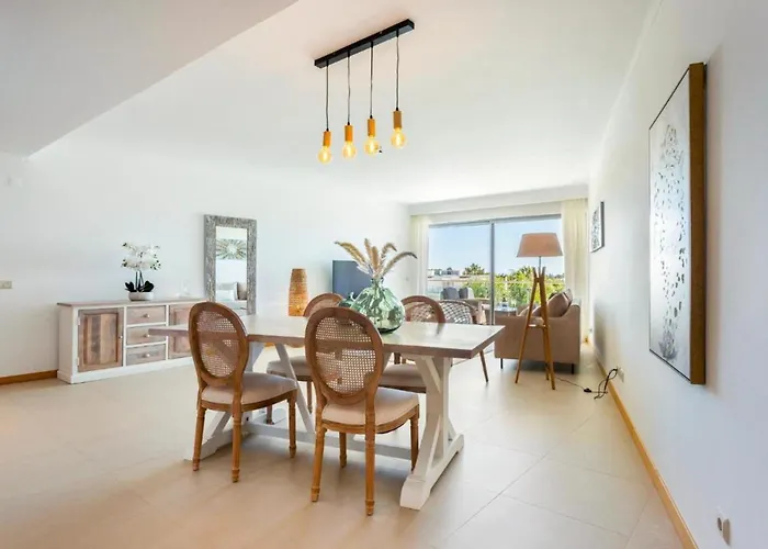 Snazzy Varandas Do Castelo One Bedroom With Sea View Sleeps 2 Albufeira